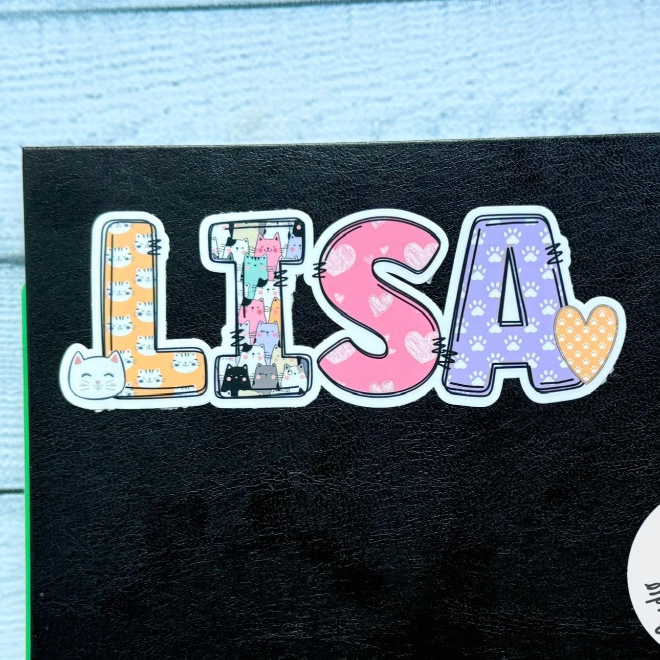 Cat Name Sticker waterproof vinyl, colourful Closeup Lisa
