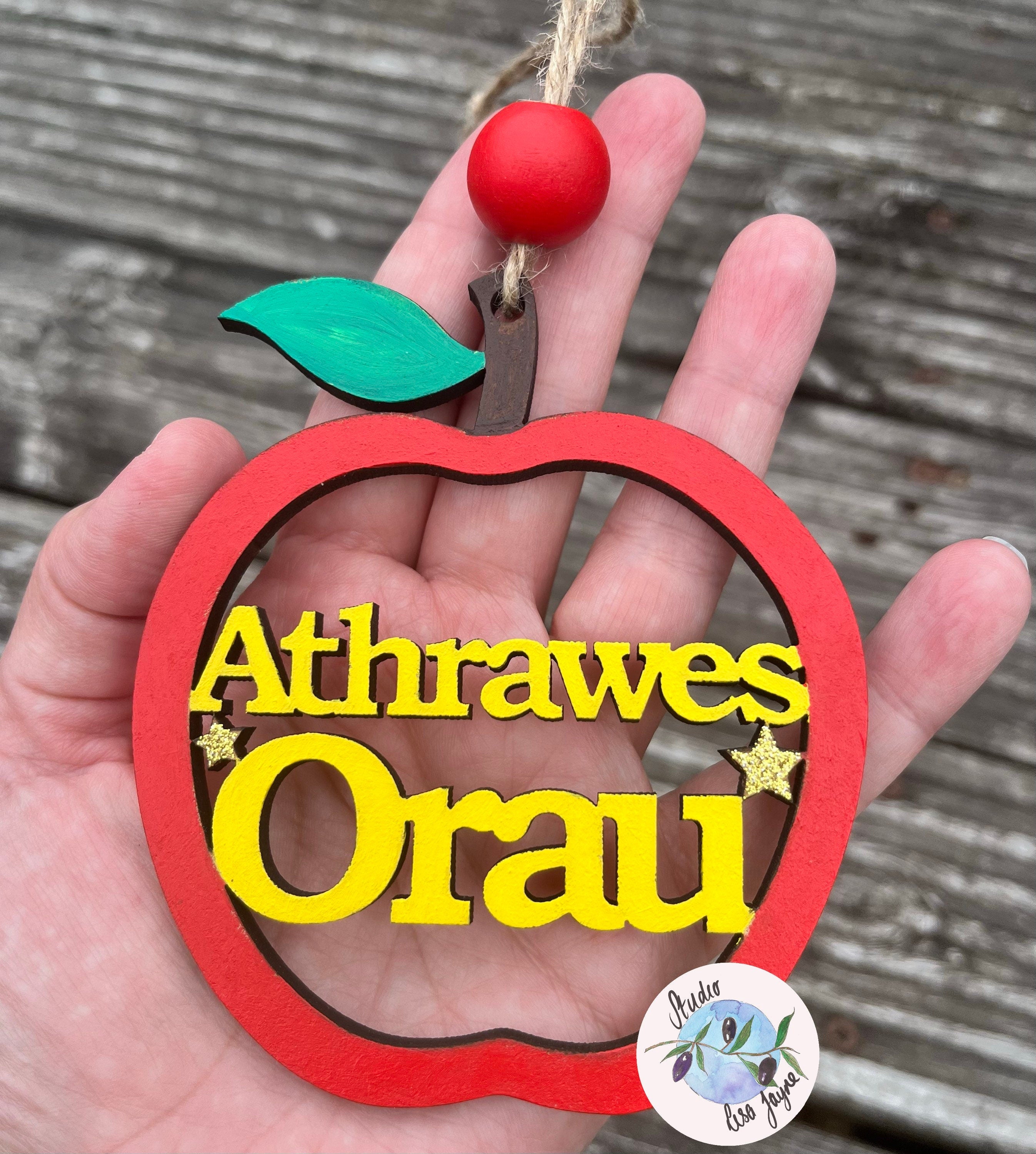 Welsh Best Teacher Gift.  Athro Gorau (male) | Athrawes Orau (female)