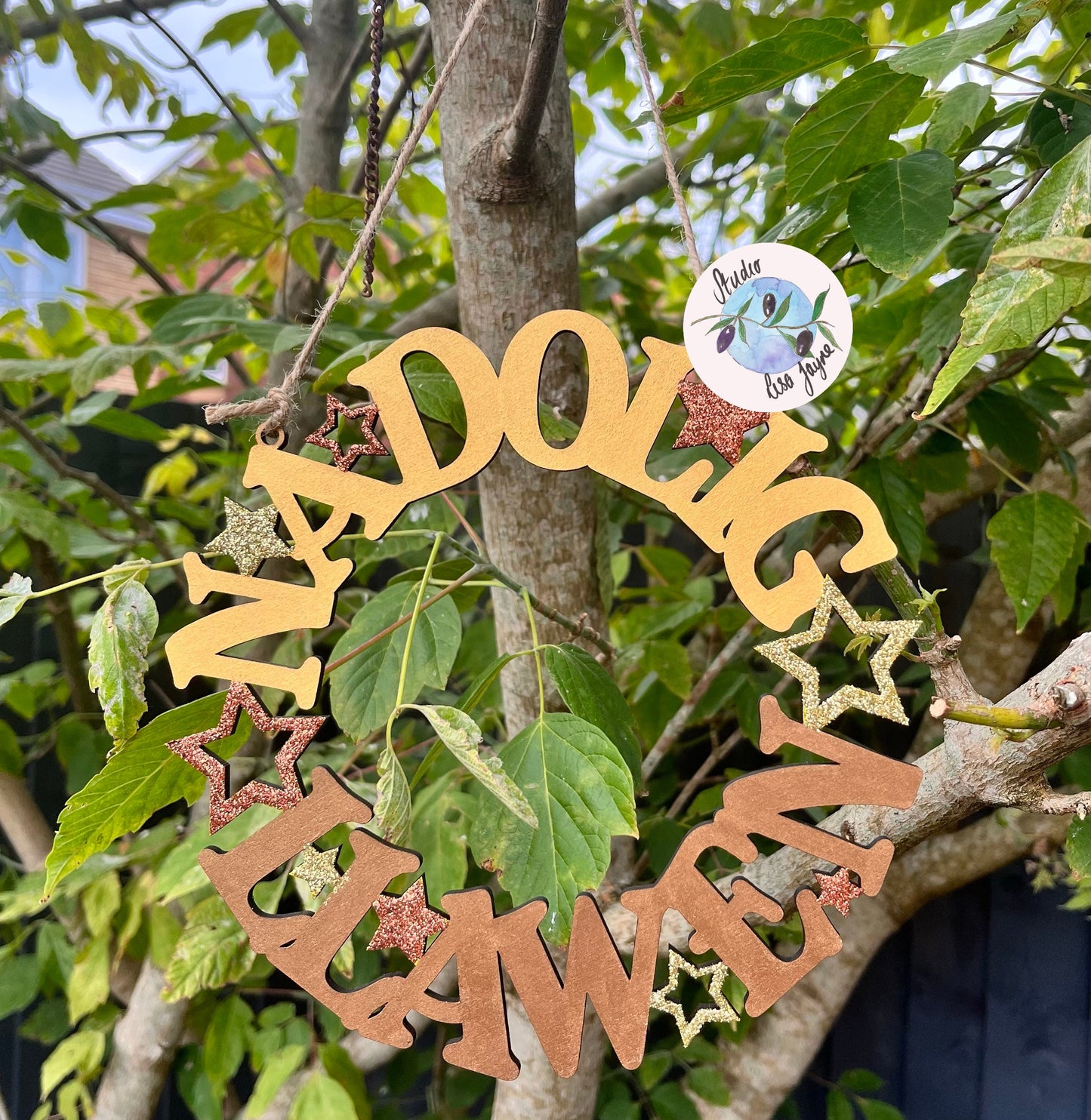 Nagolig Llawen Welsh Wreath Hand painted sign in Grown and Gold - tree