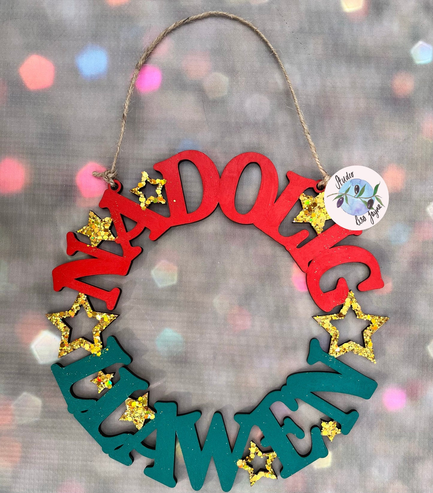 Nagolig Llawen Welsh Wreath Hand painted sign in Red and Green - glitter