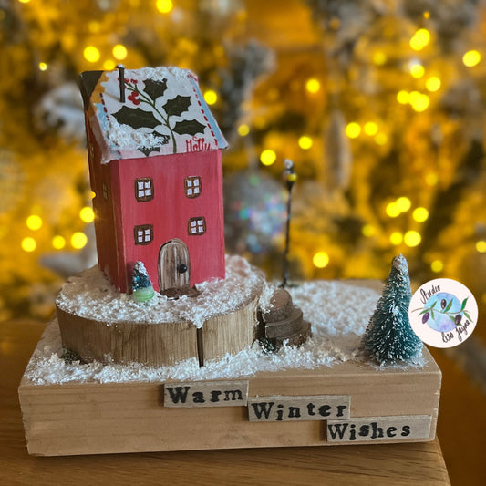 Rustic Style Christmas House ‘Warm Winter Wishes’