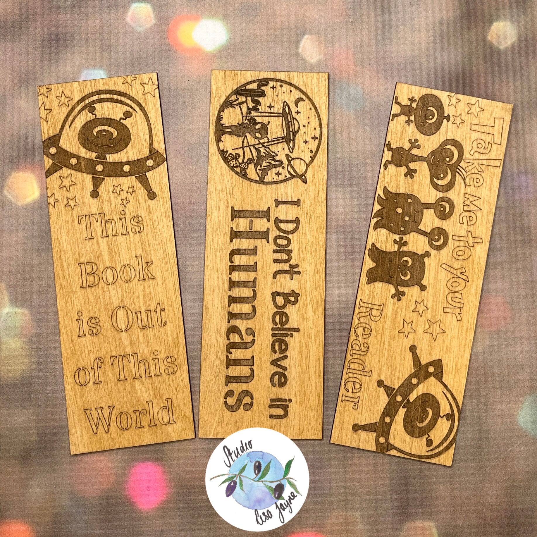 3 styles of alien bookmarks for kids