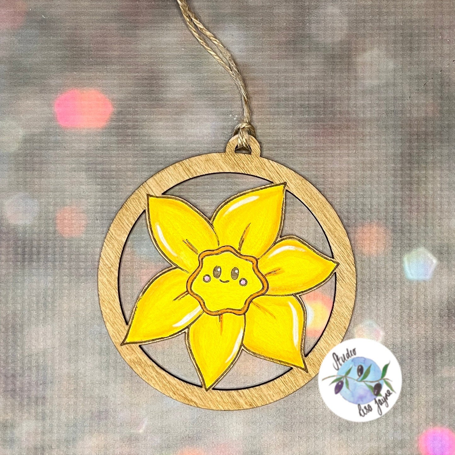 Daffodil Handpainted 3D Wooden Hanging Decor