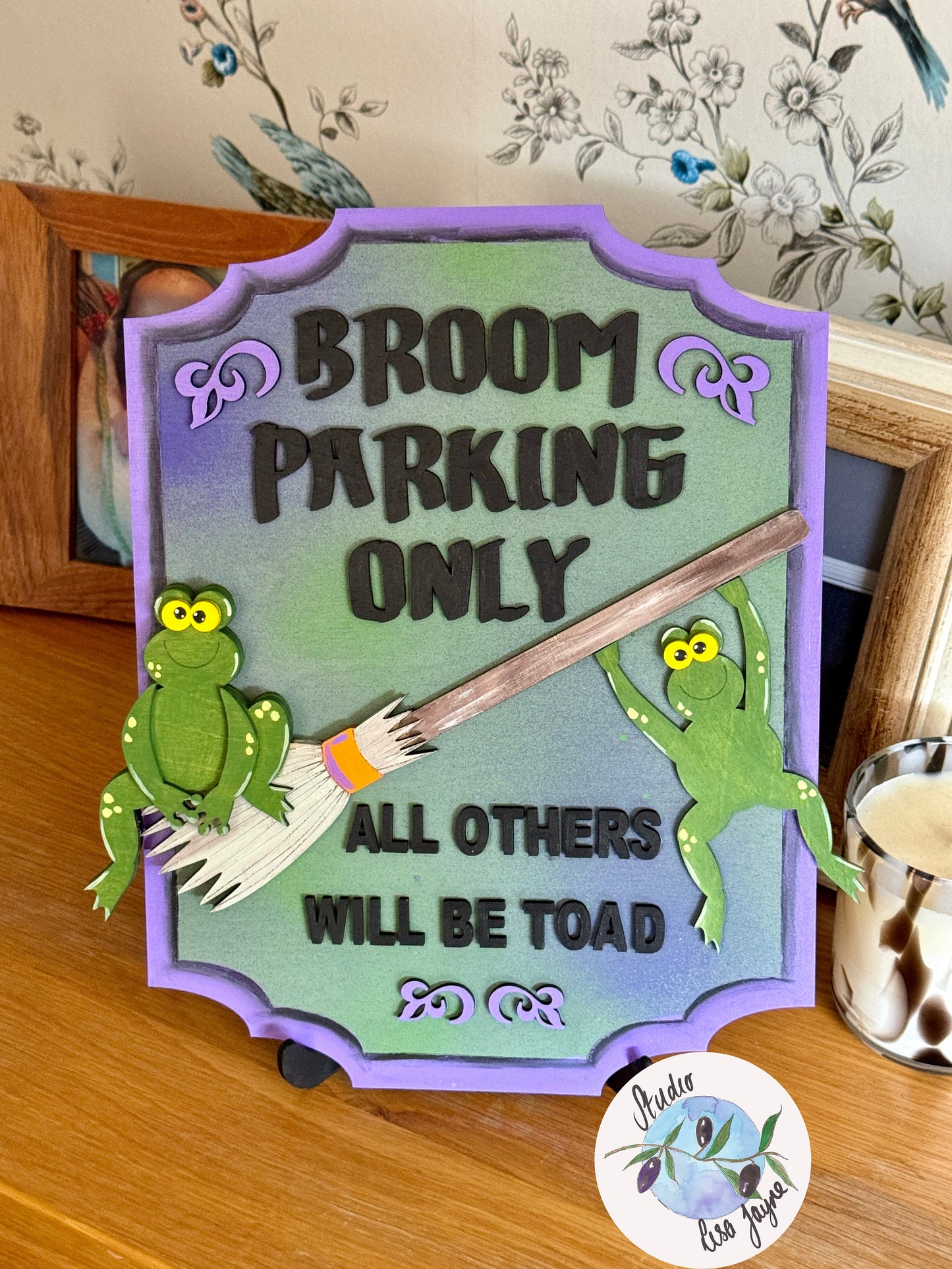 Halloween Punny Frog Sign With Stand Room Decor